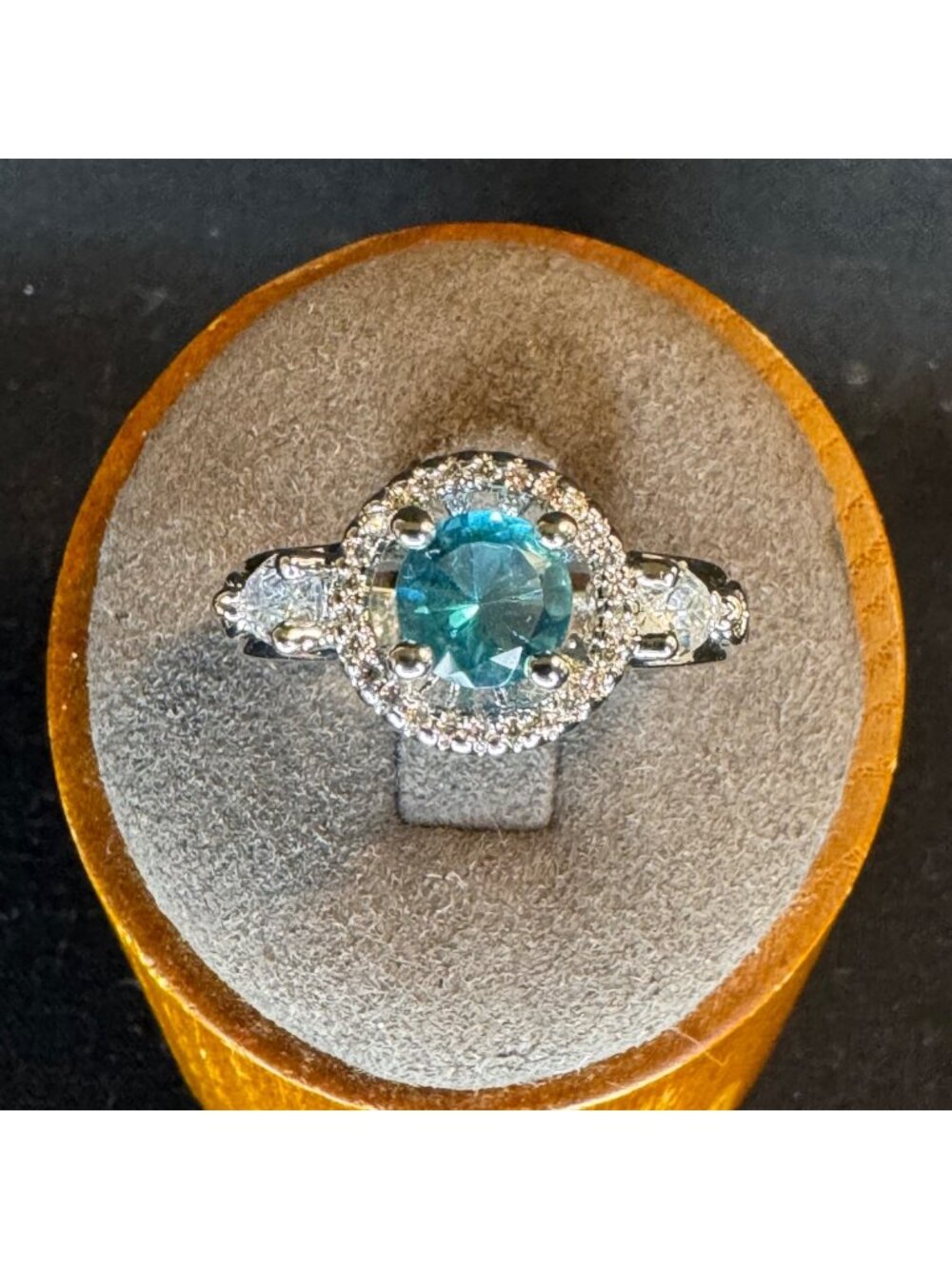 VTG Sterling Silver Rhodium Plated Blue & White CZ Statement Ring Size 7